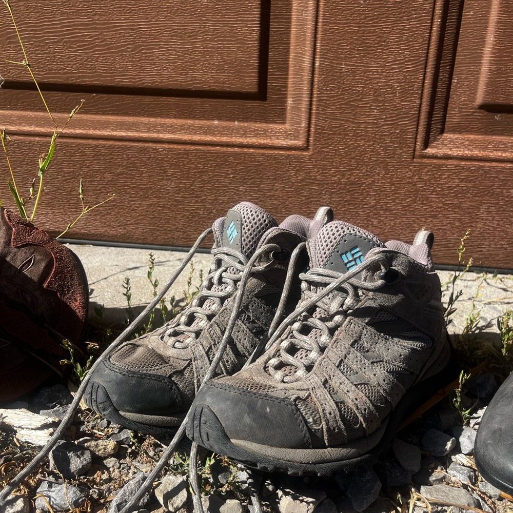 Columbia Charcoal Outdoor Boots